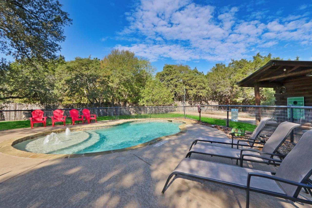 Wimberley Log Cabins Resort And Suites- The Oak Lodge Exteriér fotografie